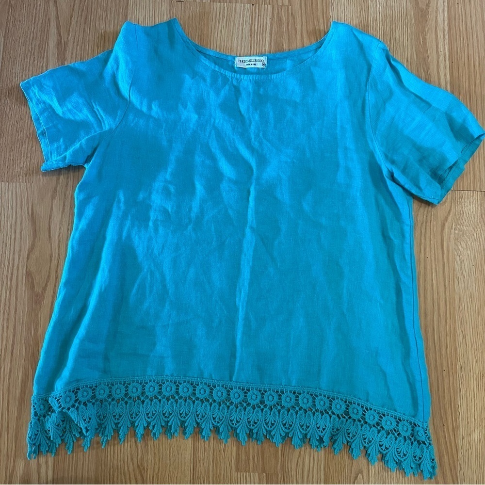 100% linen Italian made size medium turquoise short sleeve scallop lace blouse